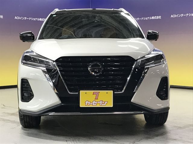 NISSAN KICKS 2021