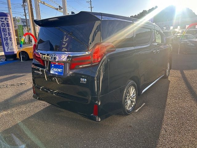 TOYOTA ALPHARD hybrid 4WD 2022
