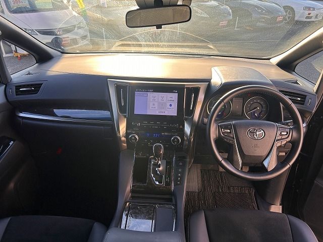 TOYOTA ALPHARD hybrid 4WD 2022