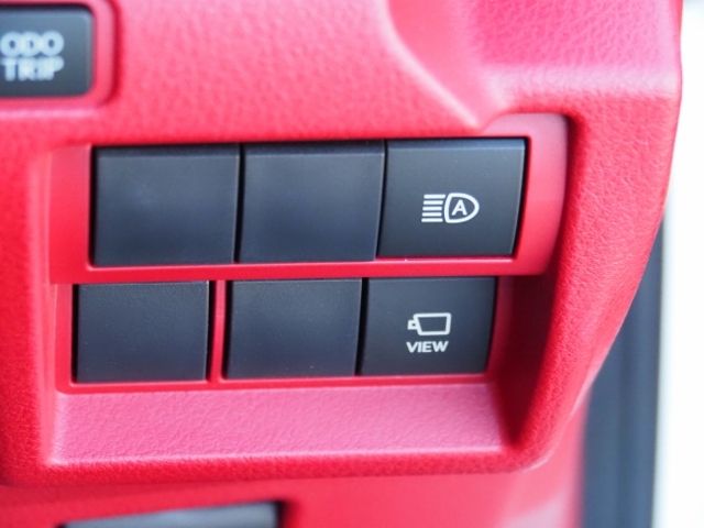 TOYOTA LEXUS IS350 2021