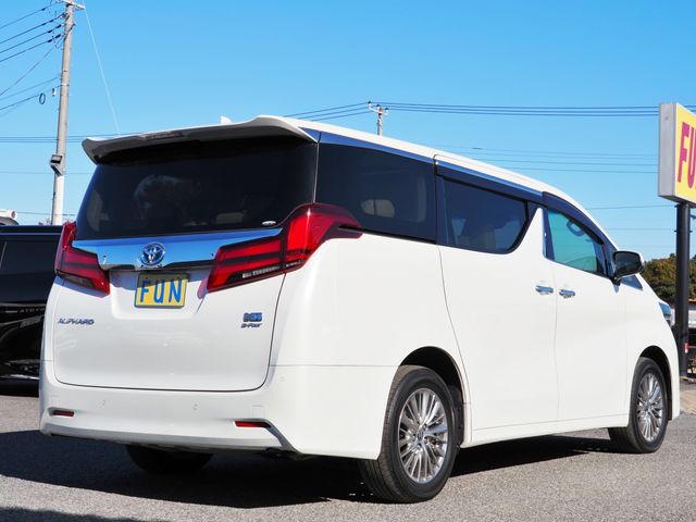 TOYOTA ALPHARD hybrid 4WD 2022