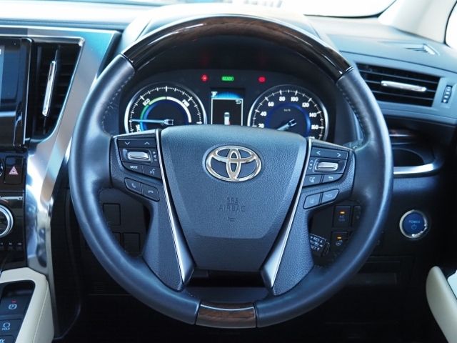 TOYOTA ALPHARD hybrid 4WD 2022