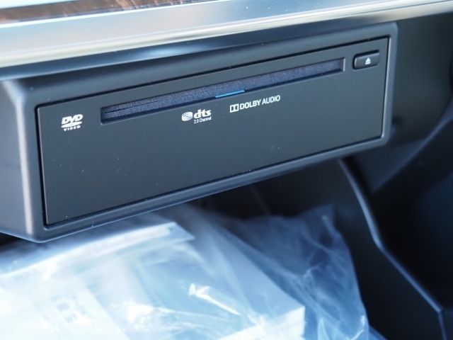 TOYOTA ALPHARD hybrid 4WD 2022