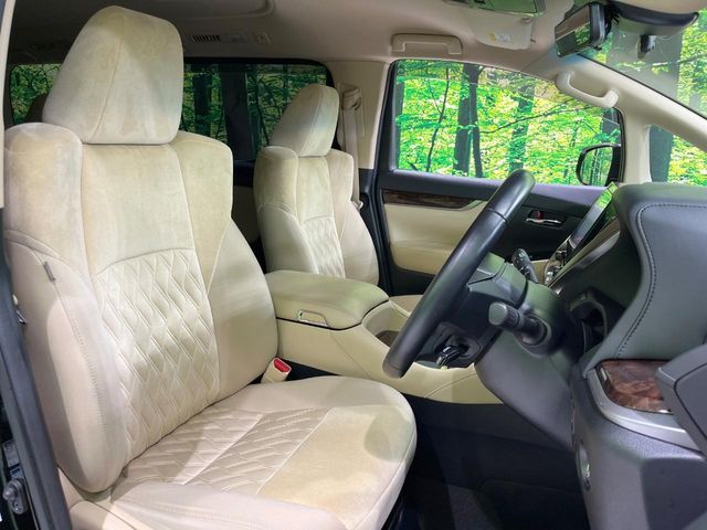 TOYOTA ALPHARD hybrid 4WD 2019