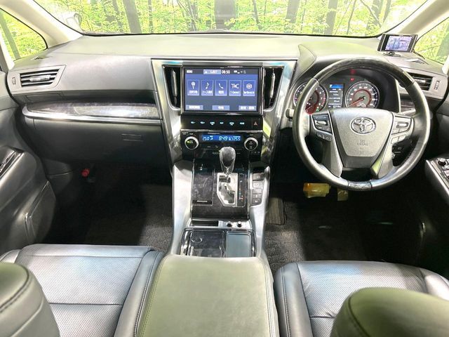 TOYOTA ALPHARD 2019