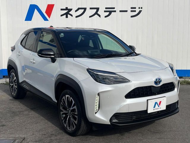TOYOTA YARIS CROSS HYBRID 2023