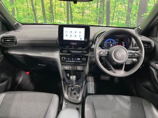 TOYOTA YARIS CROSS 2025