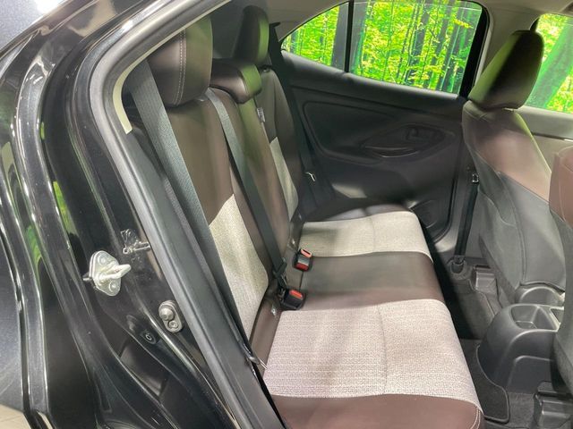 TOYOTA YARIS CROSS HYBRID 2021