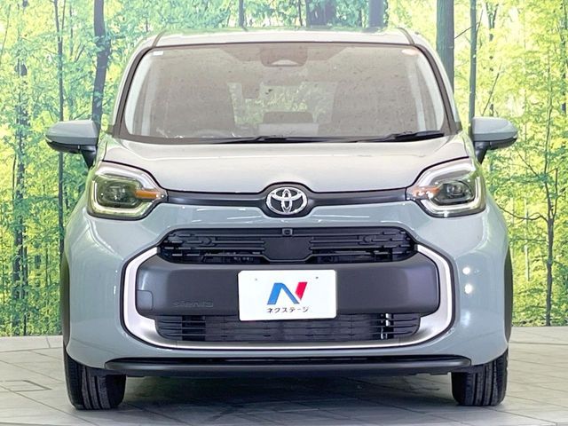 TOYOTA SIENTA HYBRID 2025