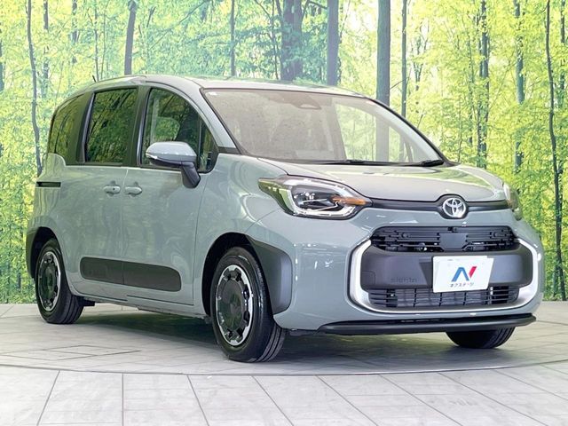TOYOTA SIENTA HYBRID 2025