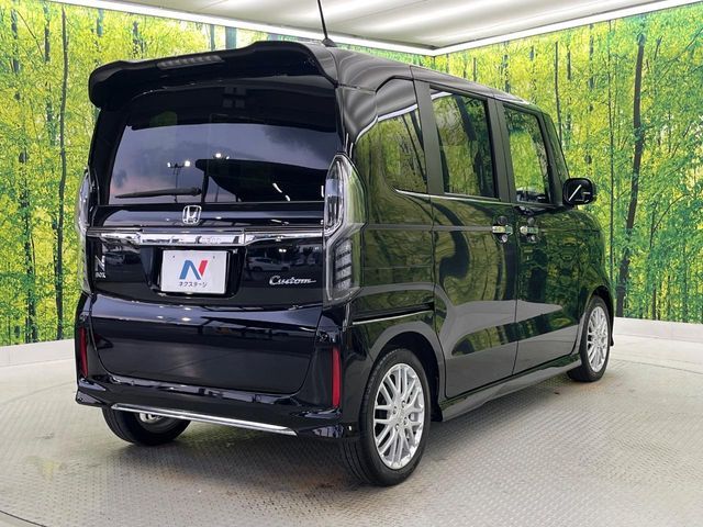 HONDA N BOX CUSTOM 2021