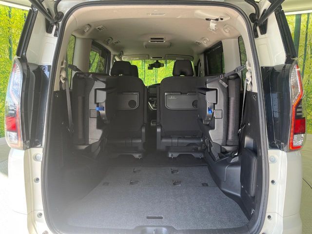 NISSAN SERENA  WG 2018