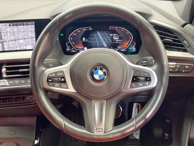 BMW BMW 1series 2021