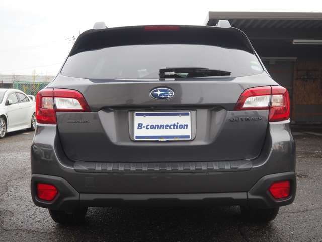 SUBARU LEGACY OUTBACK 2018