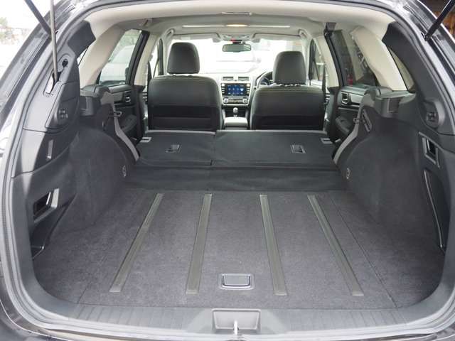 SUBARU LEGACY OUTBACK 2018