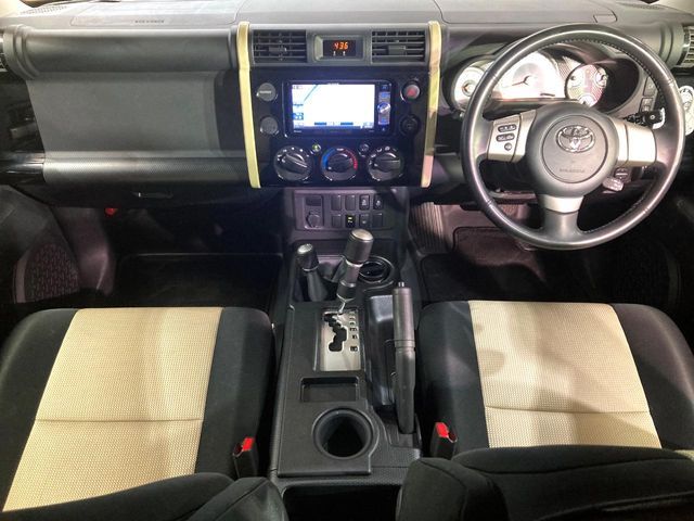 TOYOTA FJ CRUISER 4WD 2017