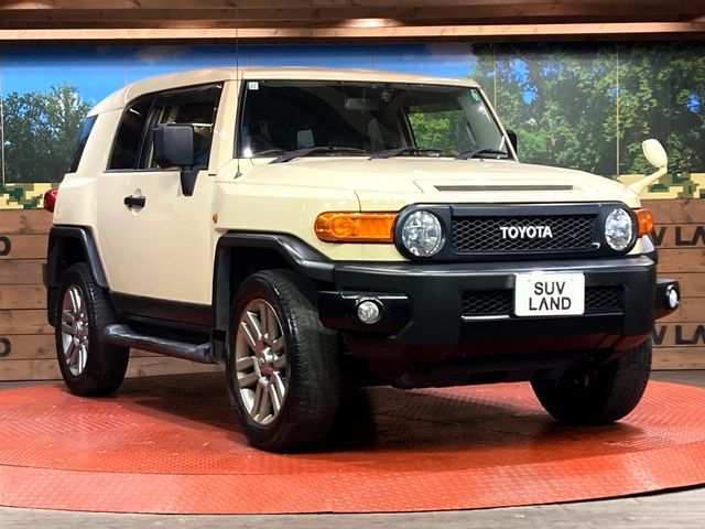 TOYOTA FJ CRUISER 4WD 2017