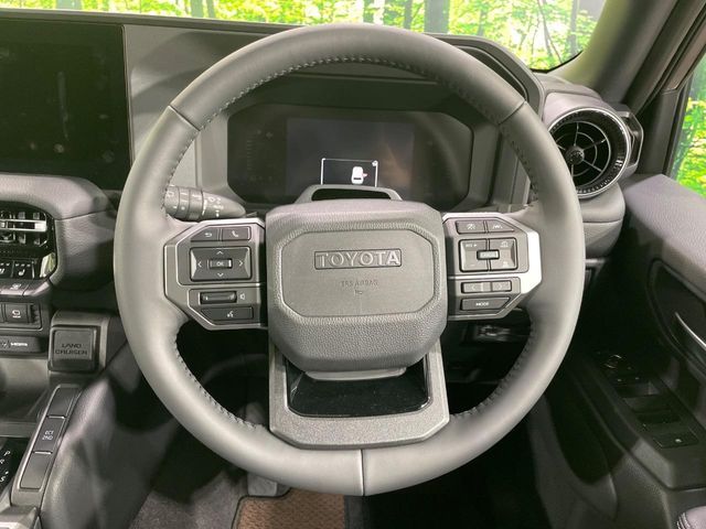 TOYOTA LANDCRUISER 250 2024