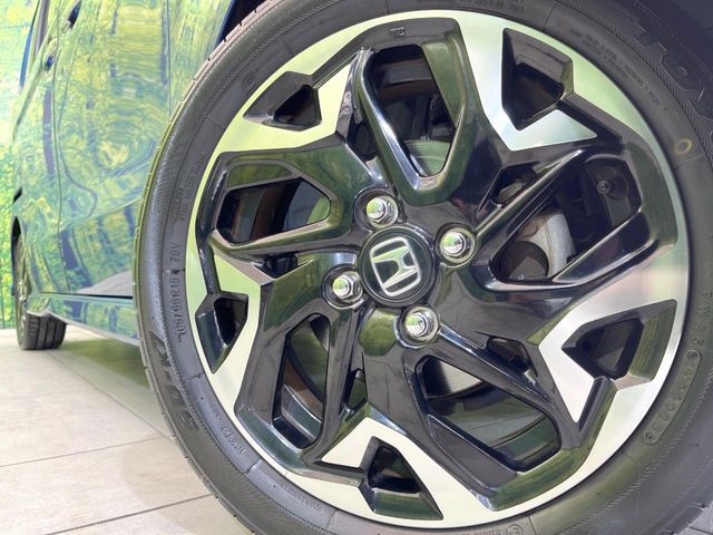 HONDA N BOX CUSTOM 2018