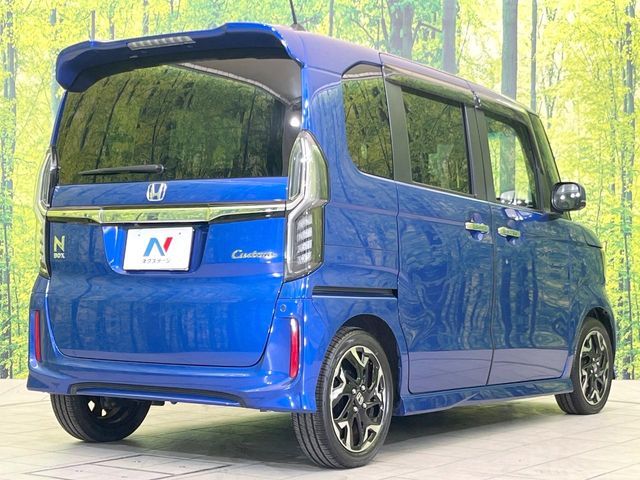HONDA N BOX CUSTOM 2018