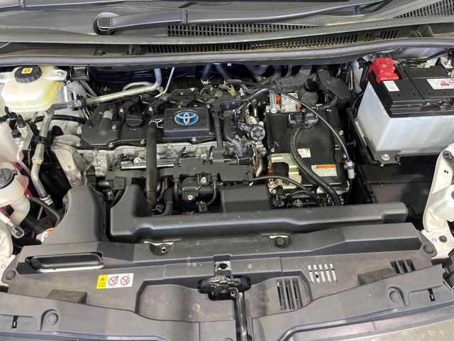 TOYOTA NOAH HYBRID 2023