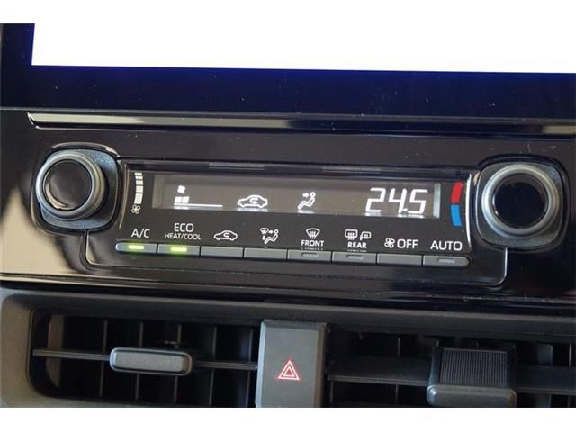 TOYOTA SIENTA HYBRID 2024