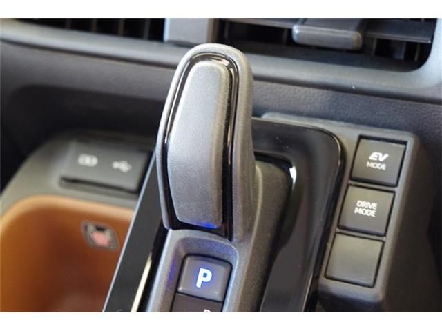 TOYOTA SIENTA HYBRID 2024