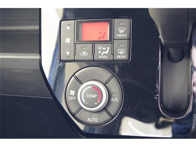 TOYOTA PIXIS MEGA 2019