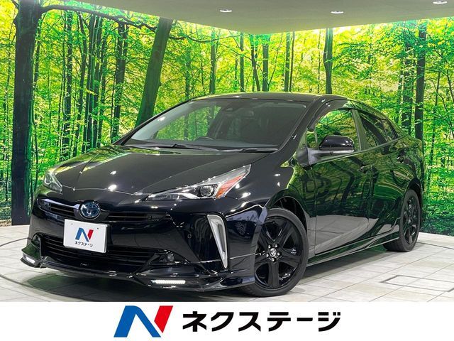 TOYOTA PRIUS 2021
