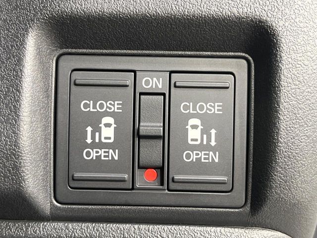 HONDA N BOX CUSTOM 2023