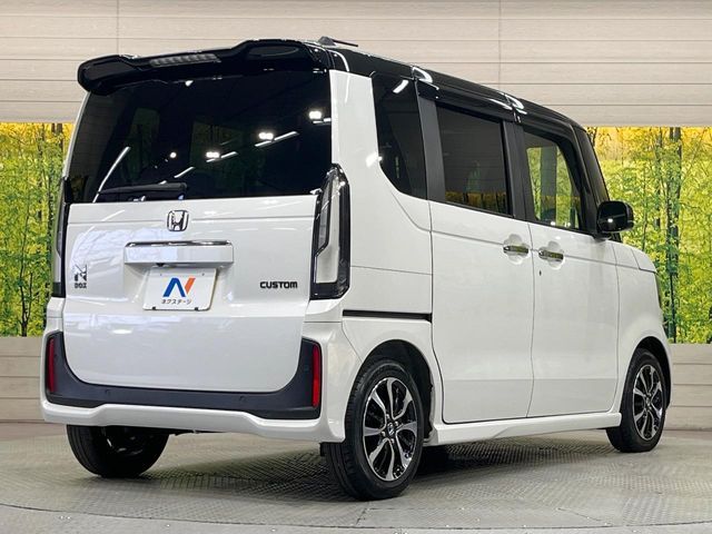 HONDA N BOX CUSTOM 2023