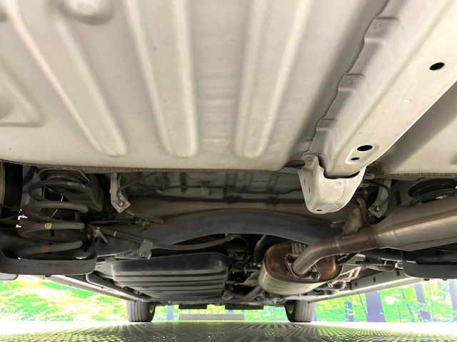 TOYOTA VOXY HYBRID 2015