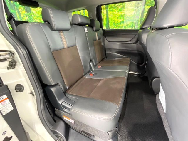 TOYOTA SIENTA HYBRID 2019