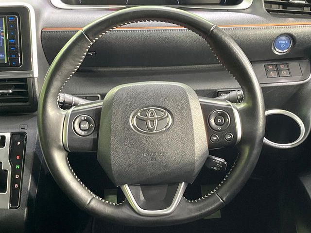 TOYOTA SIENTA HYBRID 2019