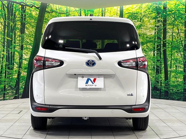 TOYOTA SIENTA HYBRID 2019