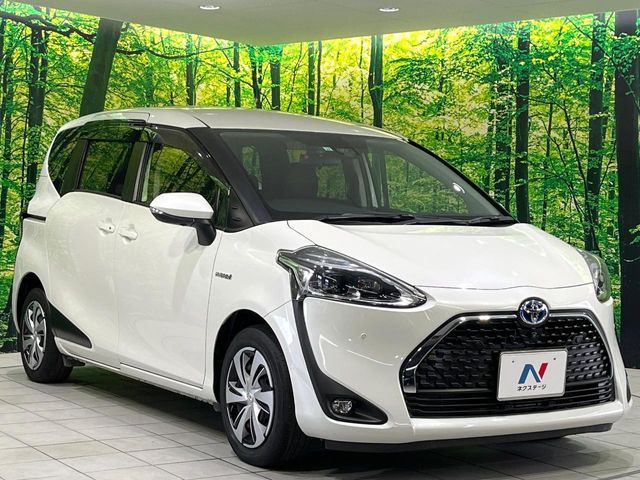 TOYOTA SIENTA HYBRID 2019