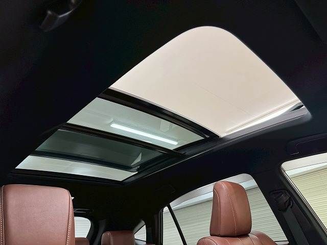 TOYOTA HARRIER 2WD 2017