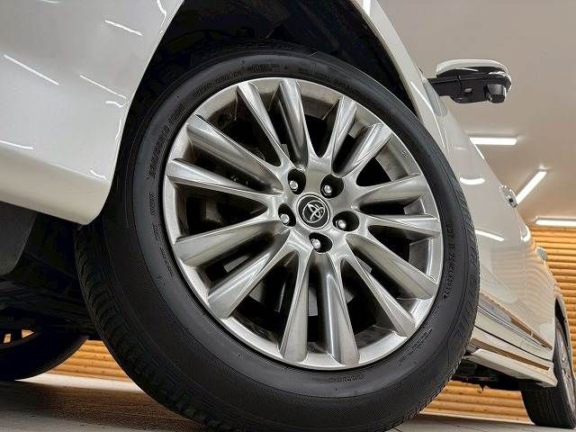 TOYOTA HARRIER 2WD 2017