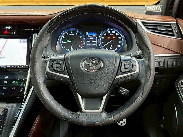 TOYOTA HARRIER 2WD 2017