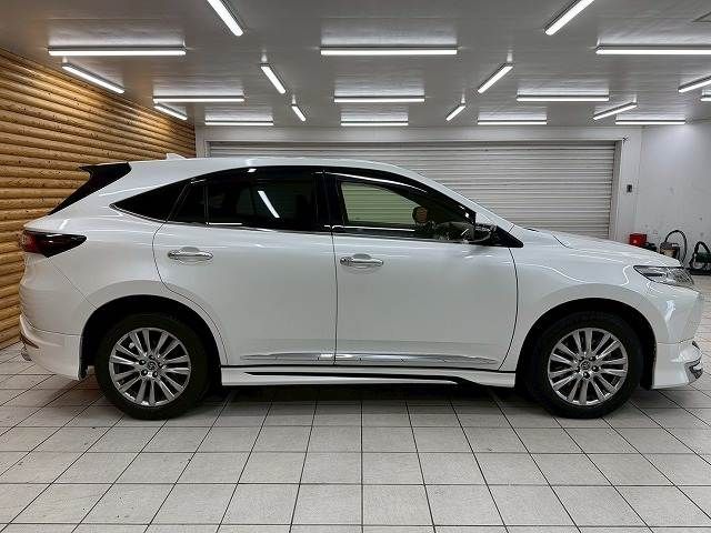 TOYOTA HARRIER 2WD 2017