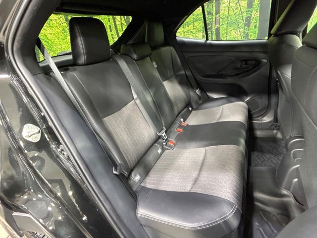 TOYOTA YARIS CROSS HYBRID 2023