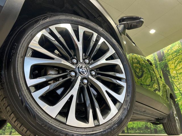 TOYOTA YARIS CROSS HYBRID 2023