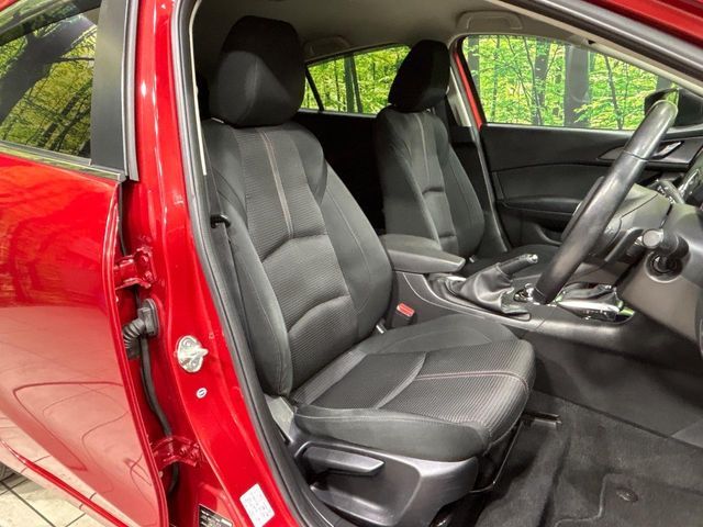 MAZDA AXELA SPORTS 2017