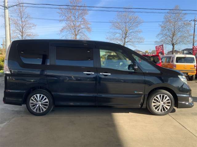 NISSAN SERENA  S-HYBRID 2015