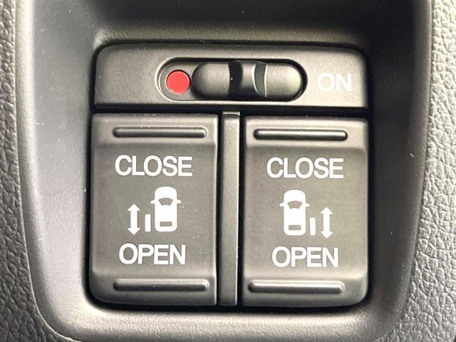 HONDA N BOX CUSTOM 2016