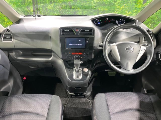 NISSAN SERENA  S-HYBRID 2013