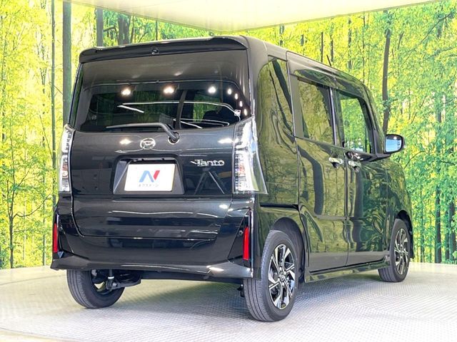 DAIHATSU TANTO CUSTOM 2023