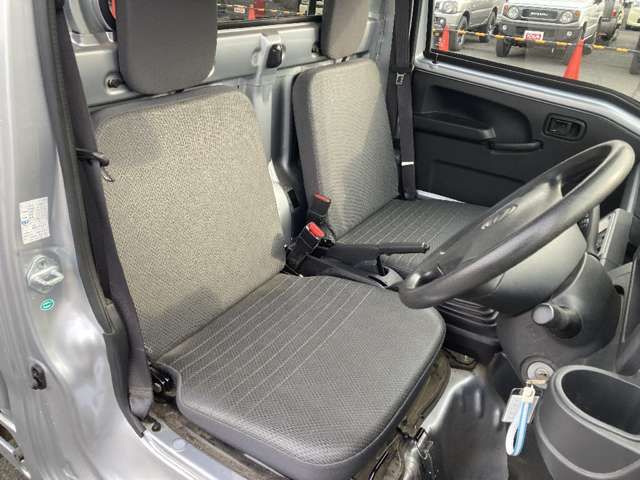 DAIHATSU HIJET truck 4WD 2016