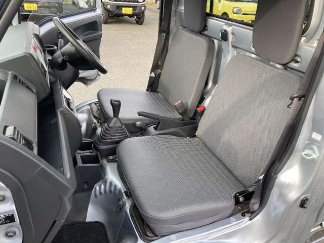 DAIHATSU HIJET truck 4WD 2016