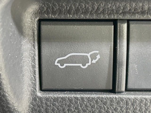 TOYOTA HARRIER 2WD 2020